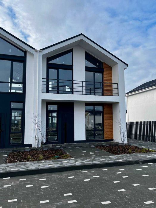 Продаж Дуплексу в новому котеджному містечку всього в 30 км від Києва