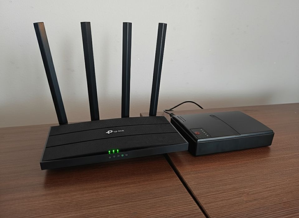 Mini UPS інтернет без світла 20годин. Павербанк для роутера