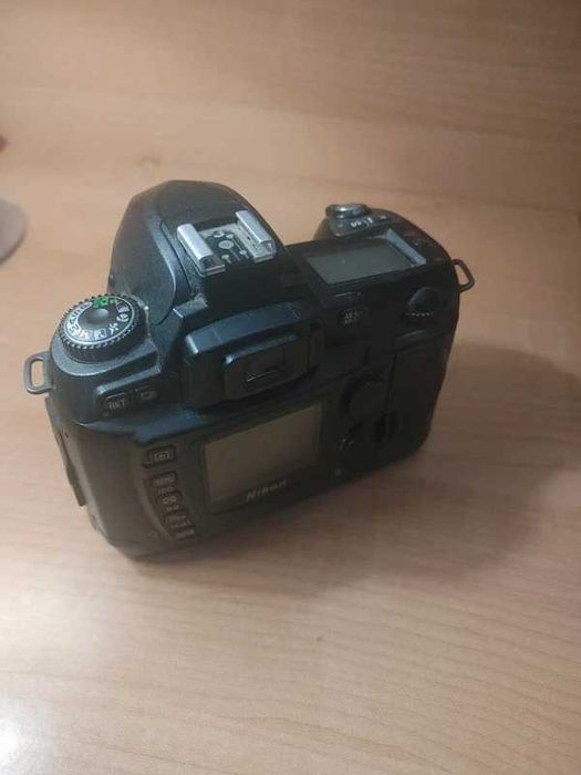 Nikon D70 – Câmara DSLR – Não Testada