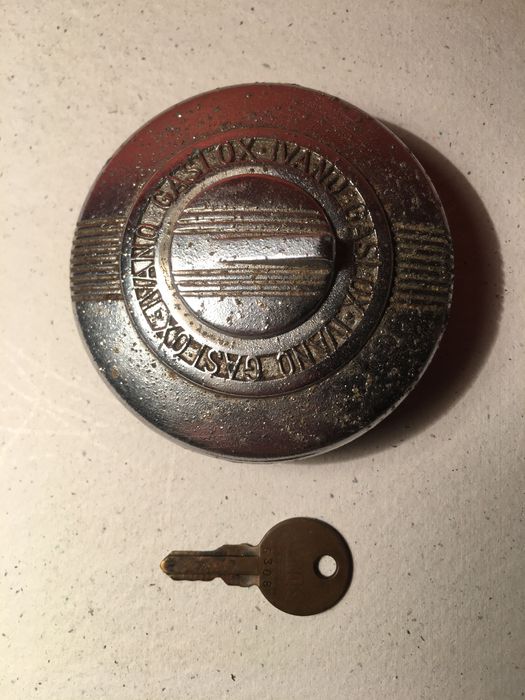 GAS LOX - Ivano inc. Chicago - tampa de gasolina - 37 mm