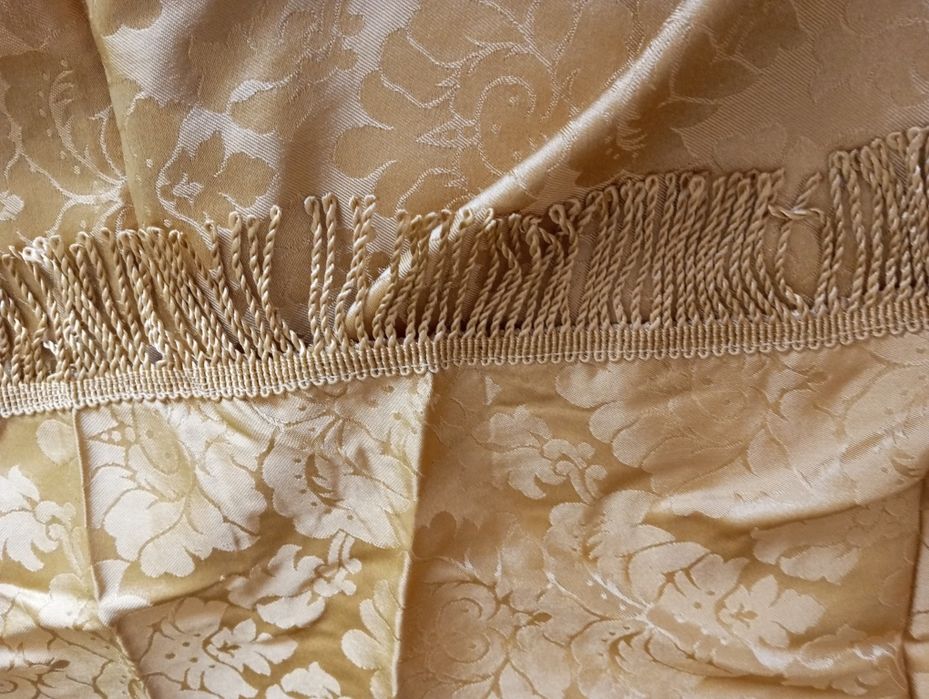 Colcha para cama cor mostarda