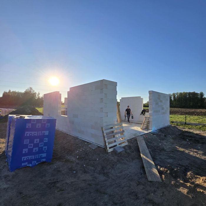 Budowa domów, stany surowe