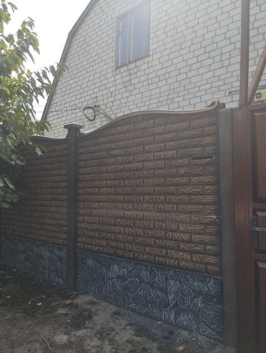 Продам  гарний Будинок у Нововодолазькому районі
