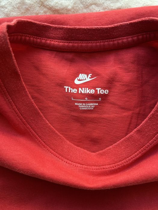 Tshirt The Nike Tee vermelha tamanho L