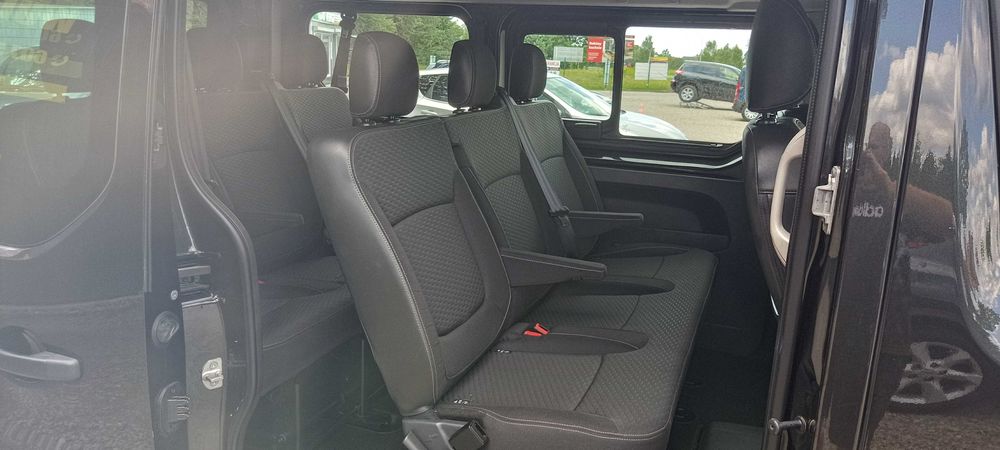 Bus 8-osobowy do wynajecia wynajme busa sandomierz stalowa wola