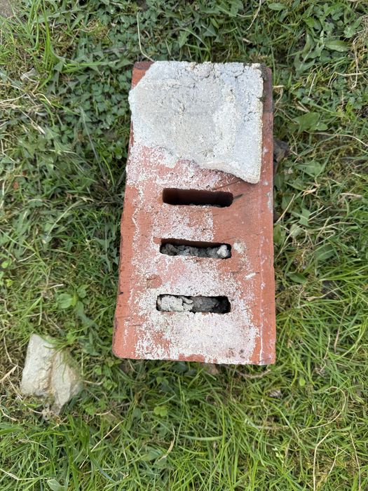 Cegła dziurawka klinkierowa