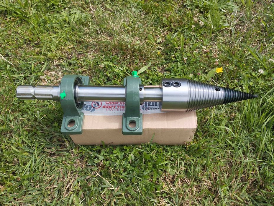 Łuparka świdrowa WOM/ świder do drewna do ciągnika / 80mm