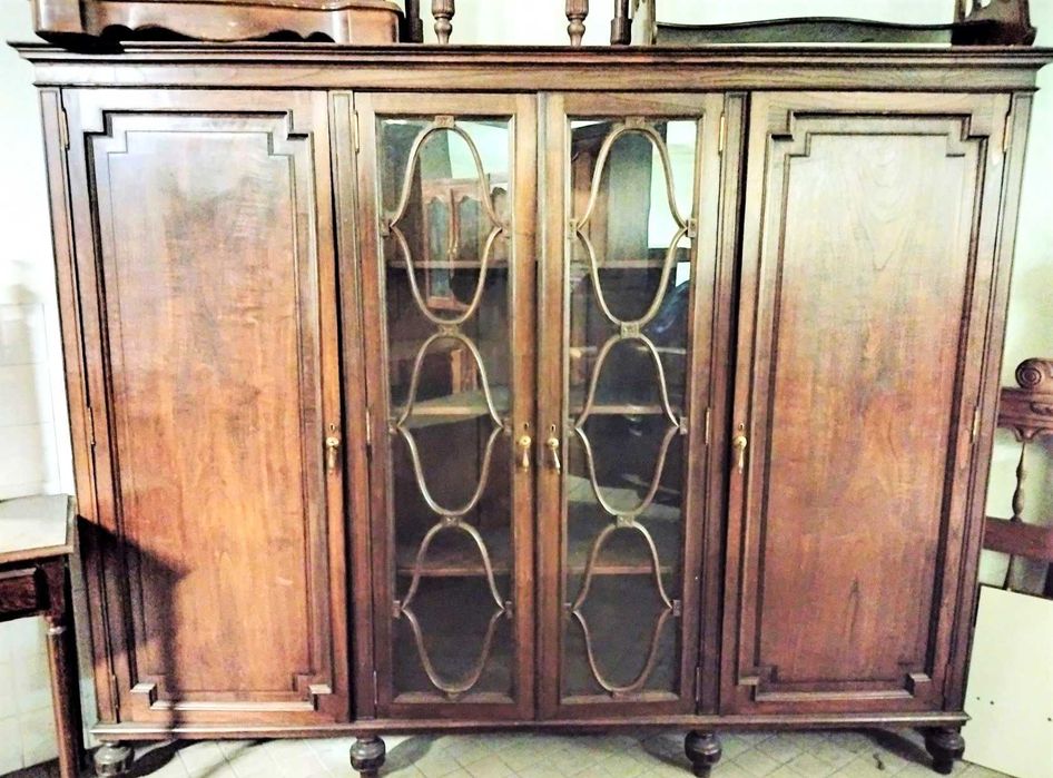 Secretarias/Quartos/sofás/mesas