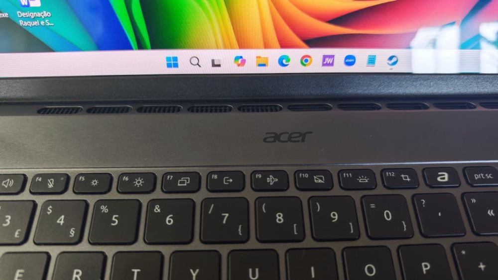 Portátil Acer Swift 16 AI - C/ GARANTIA
