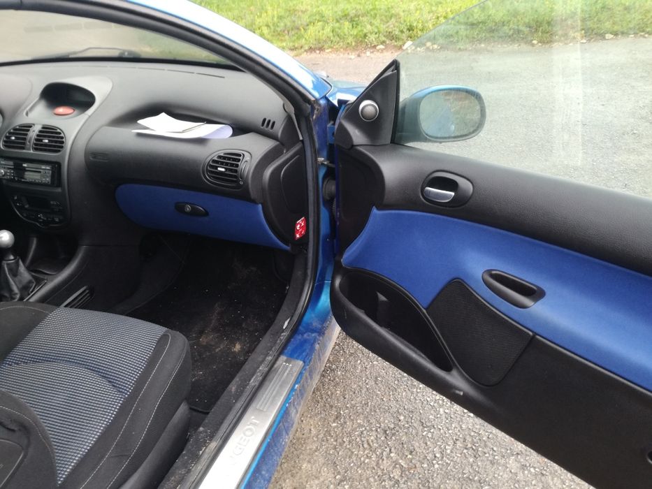 Peugeot 206 cc 2.0 i peças também reparo capotas