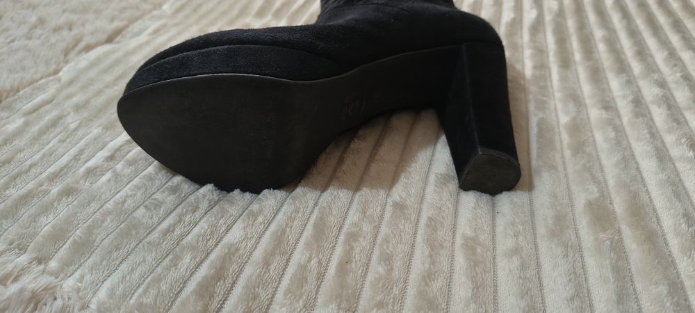 Botas Muito Pouco Usadas - GINOVA