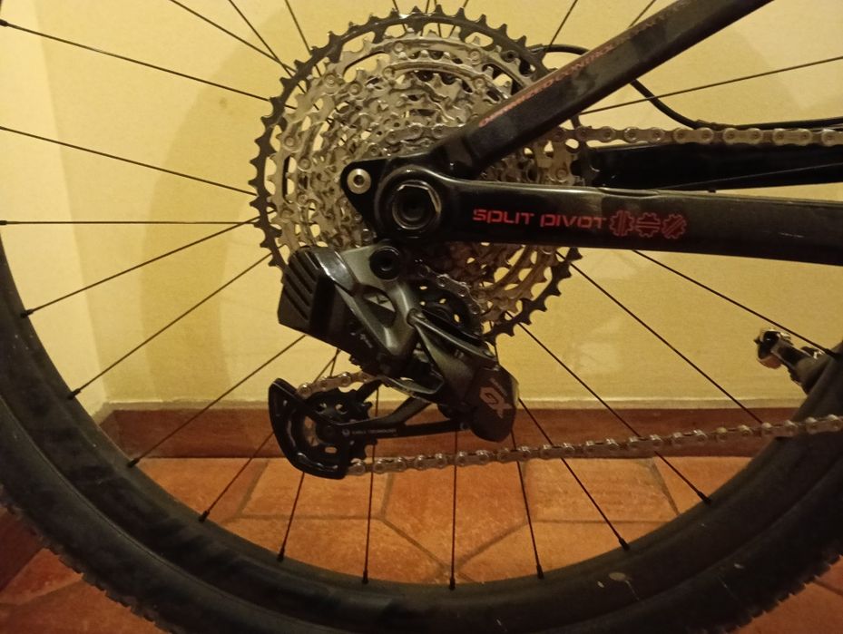 Bicicleta BH Carbon Race