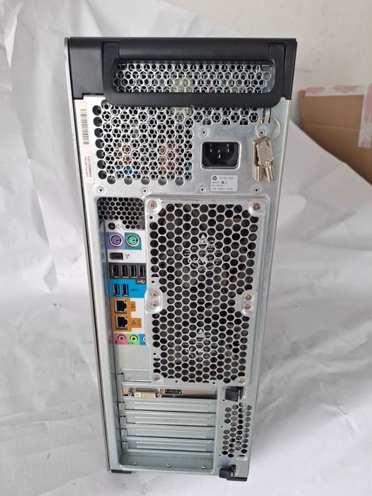 Workstation HP Z620 1x Intel XEON E5-2690 V2 16GB Ram