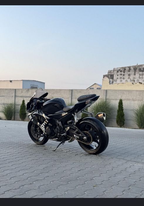 Продам Suzuki gikser p1000k5