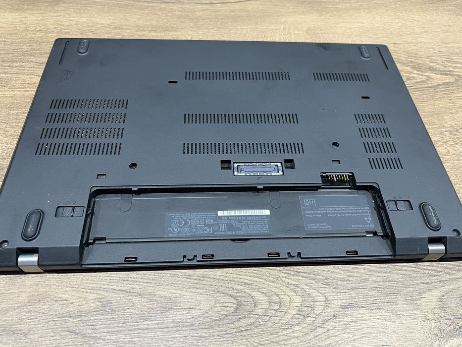 Lenovo L470/14ips(1920х1080)/i5-6300U-2.4ghz/RAM 8ГБ/SSD 128 ГБ