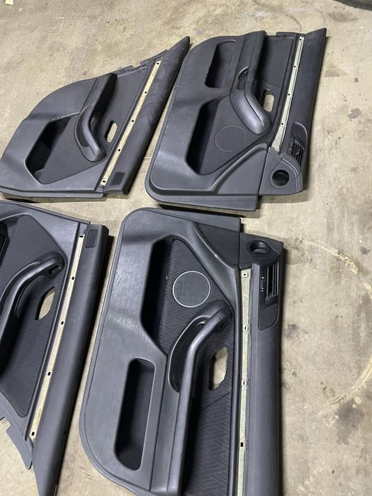 Карты дверные BMW E39 обшивки дверей комплект / поштучно