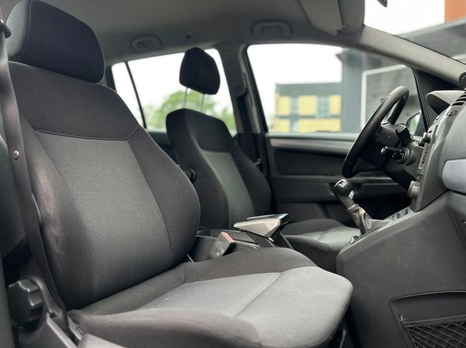 Opel Zafira B  1.6  2007
