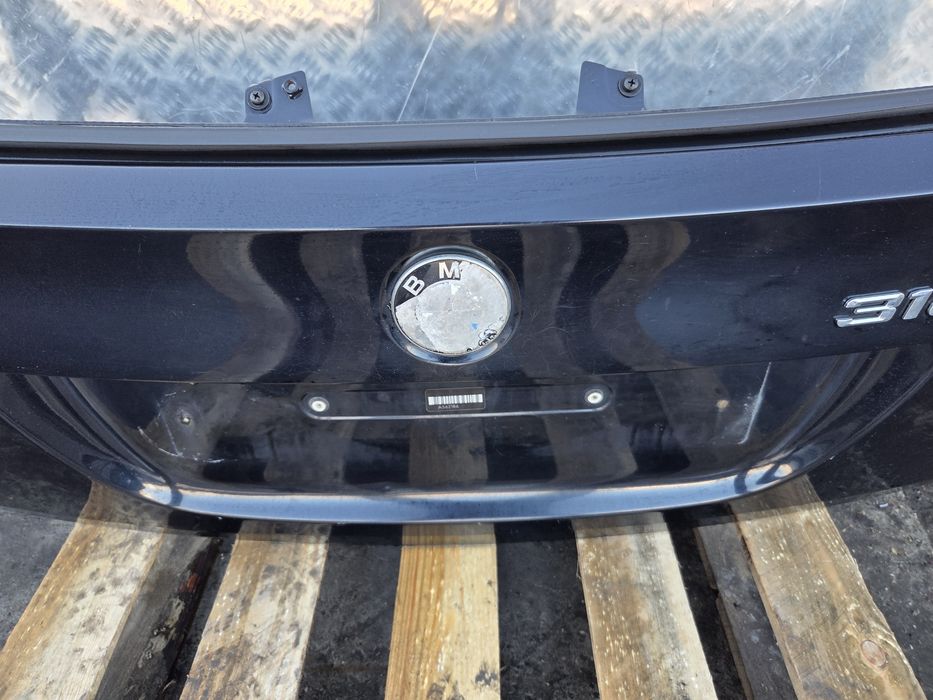 Klapa bagażnika tylna BMW e91 carbonschwarz 416/9 tył