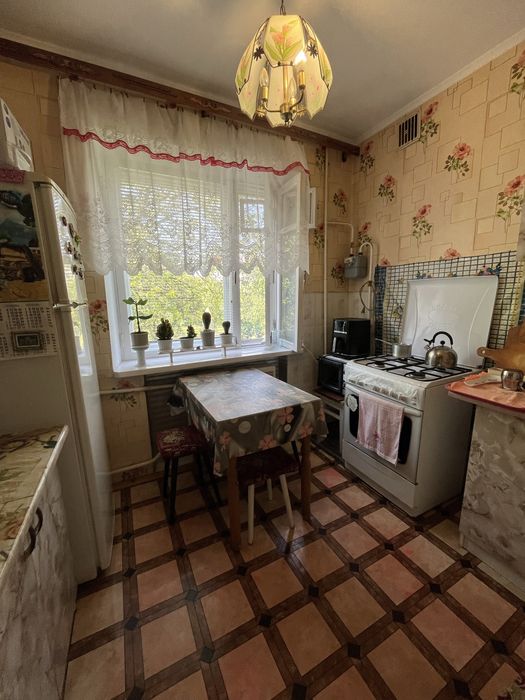 Продам 2-кімнатну квартиру в м.Подільск райн Черемушки