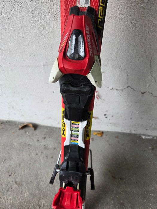 Narty z wiązaniami sportowe dziecięcie Atomic 110 cm