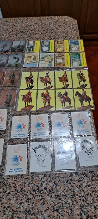 Vendo uma colecção de calendário antigo