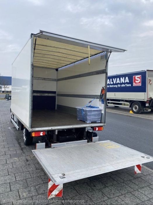 Wypożyczalnia samochodów Wynajem busa dostawczego Kontener - Winda