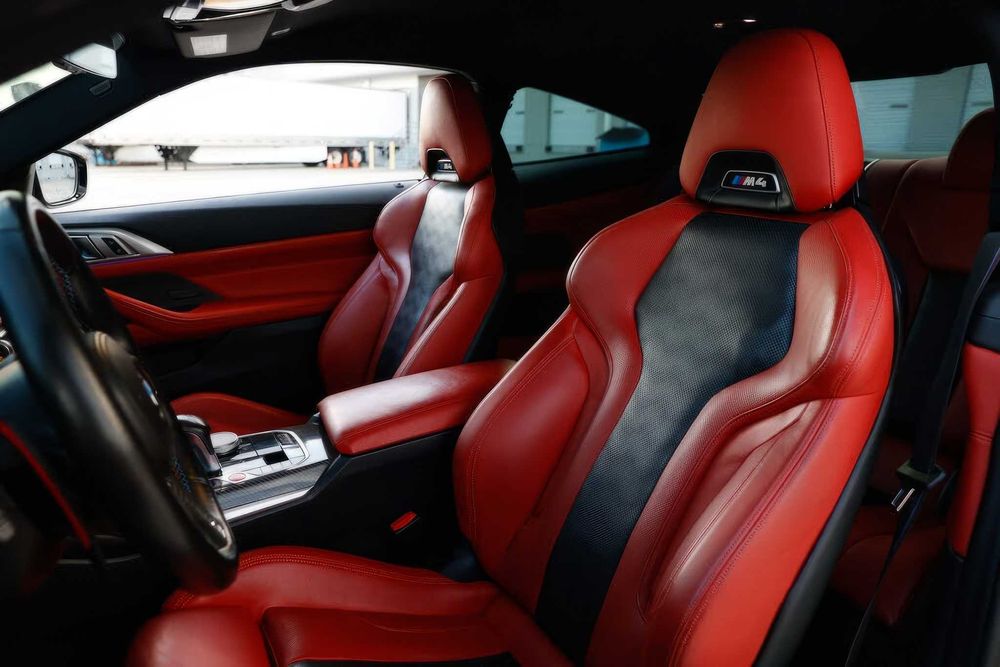 BMW M4 Competition      2022