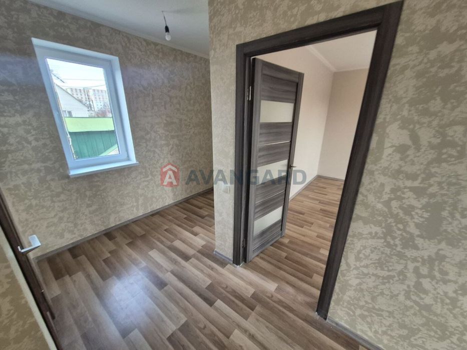 Продаж 2-поверхового будинку з ремонтом