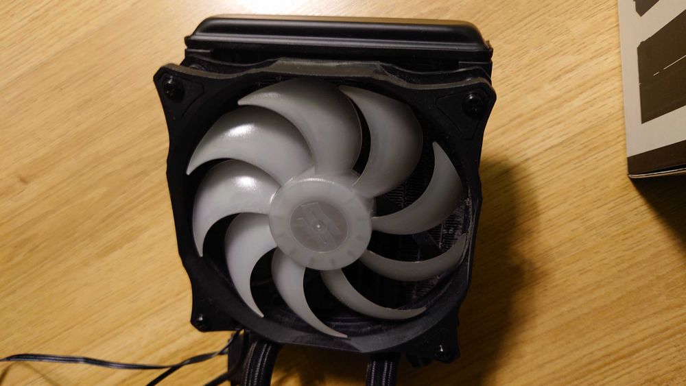 Chłodzenie wodne SilentiumPC Navis Evo ARGB 120 120mm