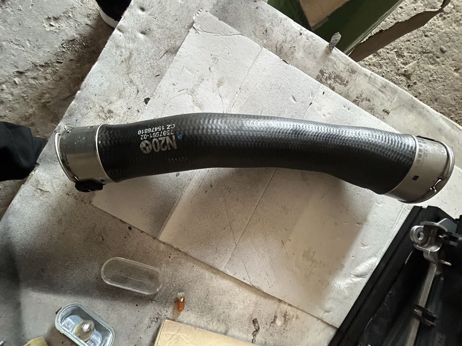 Патрубок bmw z3 f25 n20 f30 13717597591