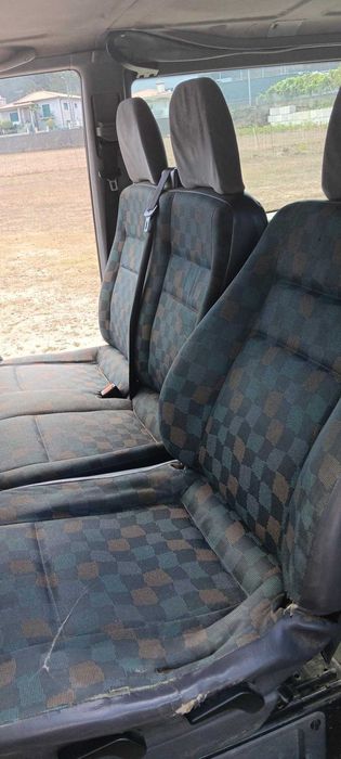 Carrinha Mercedes-Bens 9lugares