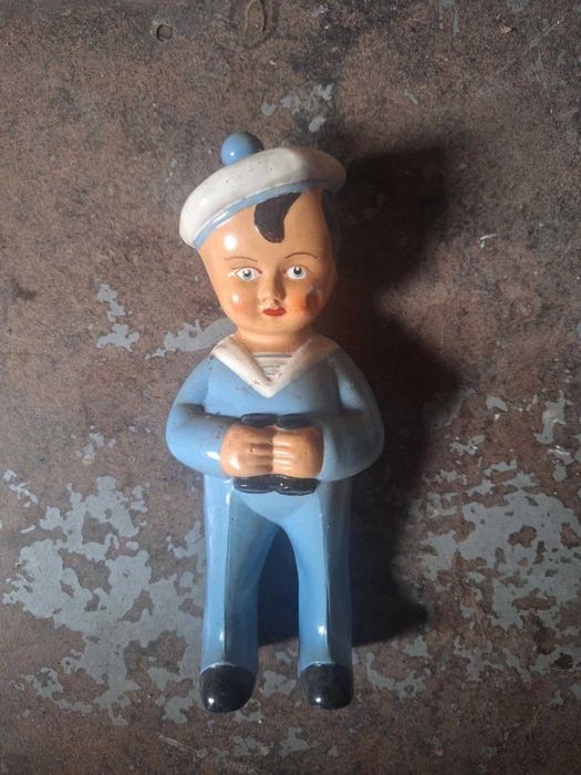 Stara zabawka celuloidowa marynarz z PRL.