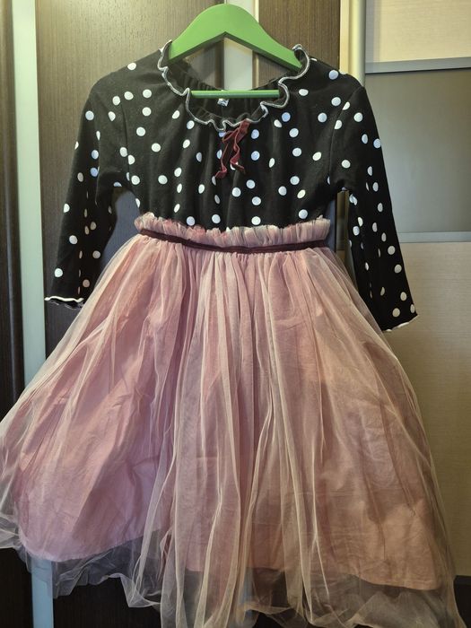 Сукня у відмінному стані