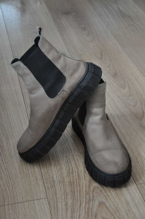 Piazza Italia Buty sztyblety włoskie 38