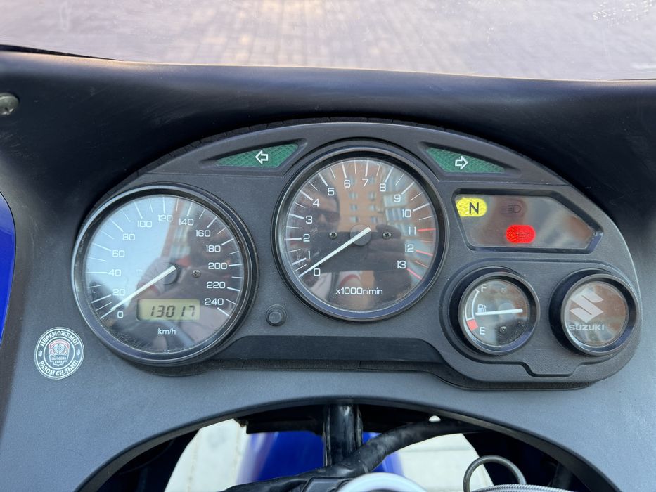 Suzuki GSX600F Katana