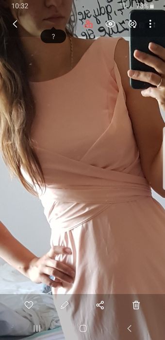 Długa elegancka sukienka. Kolor morelowy/ brzoskwiniowy. Wiązana