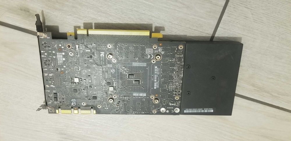 Видеокарта Nvidia Quadro P1000 4 Гб (різні)
