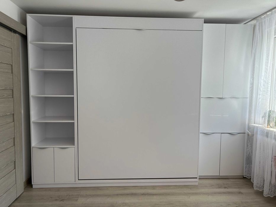 Półkotapczan pod wymiar 160x200 z meblościanką i biurkiem /| LED
