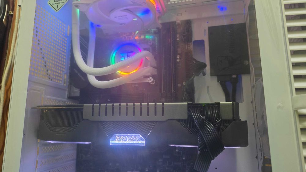 PC Gaming i7-9700 | GTX 1070 8GB | 16GB RAM | SSD 1TB | HF Mesh RGB
