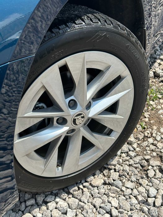 Продам Skoda Octavia A8 рік можлива розстрочка,кредит,обмін!