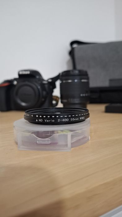 Nikon D5600 + AF-P 18-55mm VR