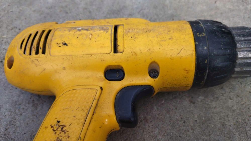 Stara wkrętarka Dewalt - Stary Typ