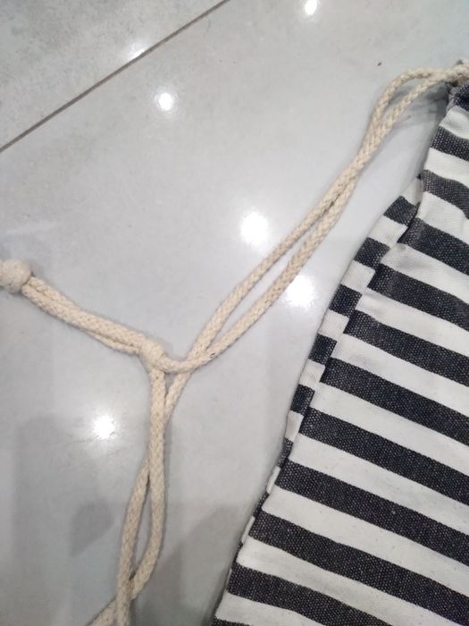 Worek w paski ze sznurkami