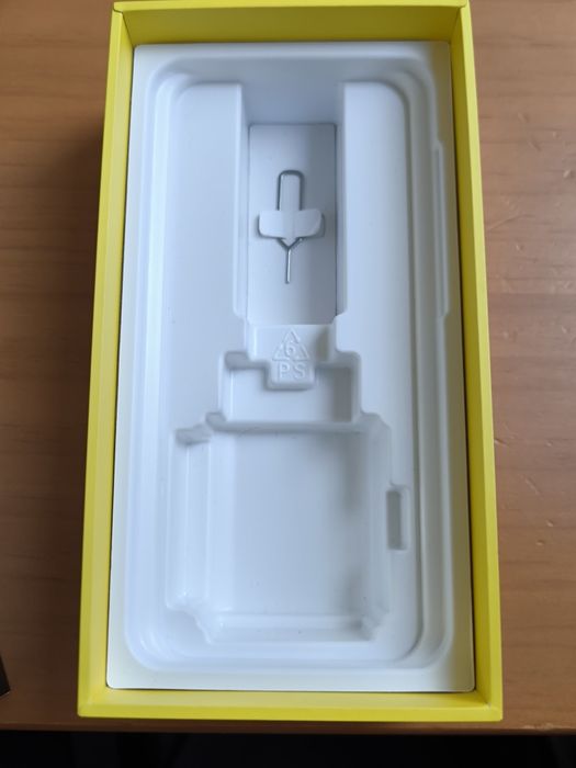 Xiaomi Pocophone F1 Armored Edition 6GB RAM / 128GB ROM – Excelente Estado

Vendo Pocophone F1 Armoured Edition em excelente estado e a funcionar na