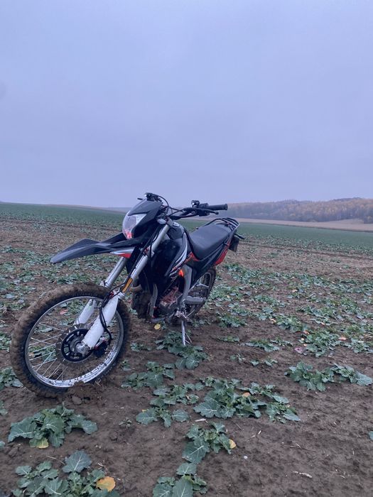 Продам мотоцикл Loncin 250