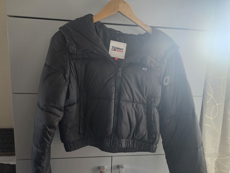Kurtka damska zimowa Tommy Hilfiger xs  czarna