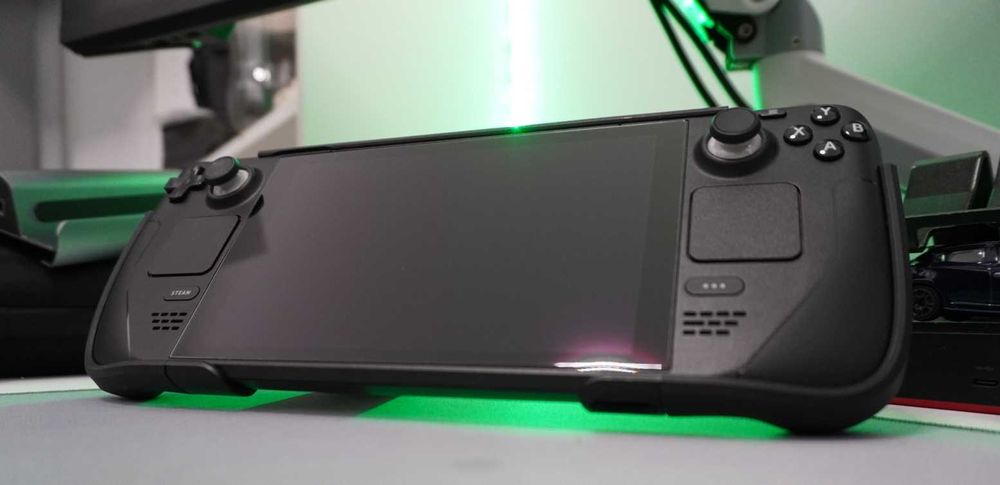 Steam Deck 64 GB + 512 GB + Akcesoria