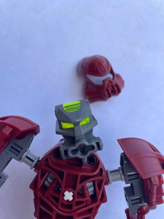 LEGO Bionicle 8601 – Vakama (2004) | Toa Metru G1 / Lider