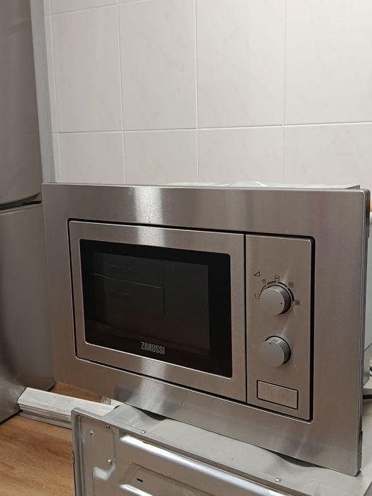 Vendo Microondas Zanussi