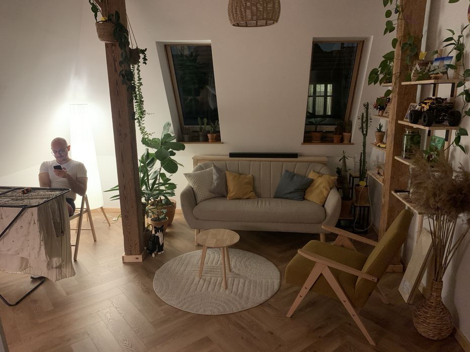 Dywan okrągły w bardzo dobrym stanie